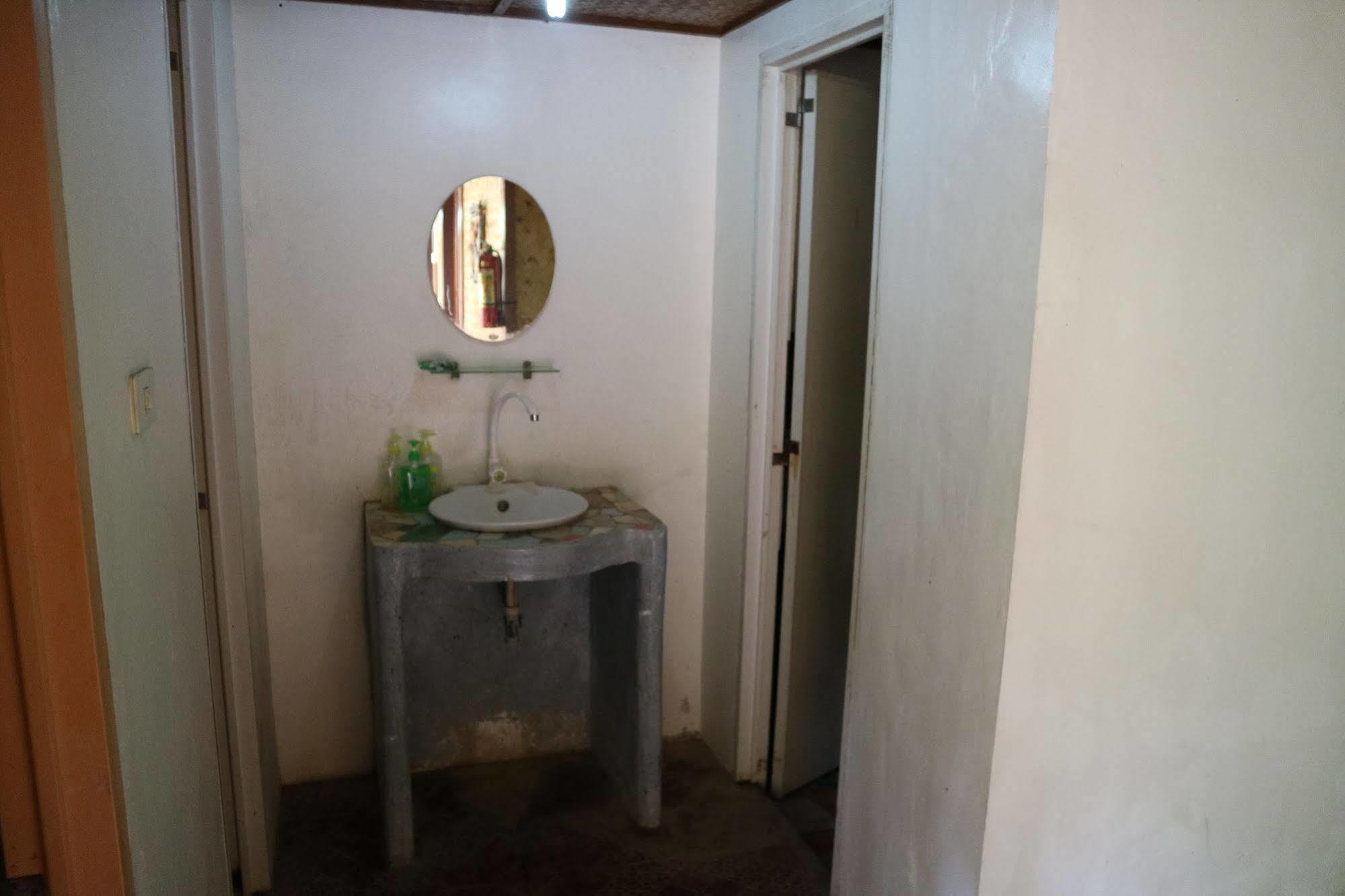 Antonio Village Pension And Cafe إل نيدو المظهر الخارجي الصورة